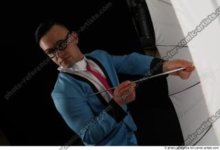 11 2018 01 MIKAEL KNEELING POSE WITH UMBRELLA